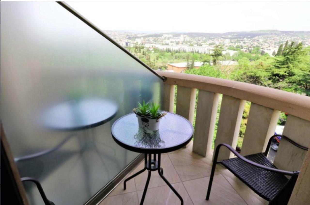 Sunset Tbilisi Luxury Aparthotel ภายนอก รูปภาพ