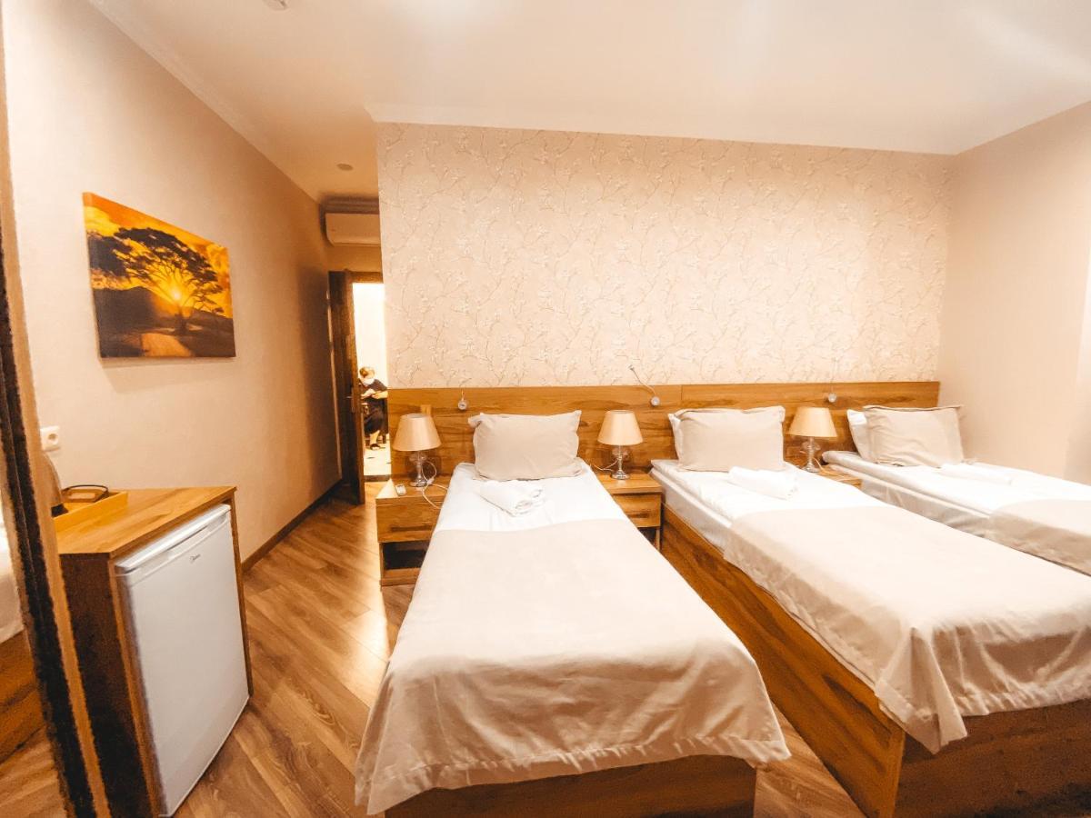 Sunset Tbilisi Luxury Aparthotel ภายนอก รูปภาพ