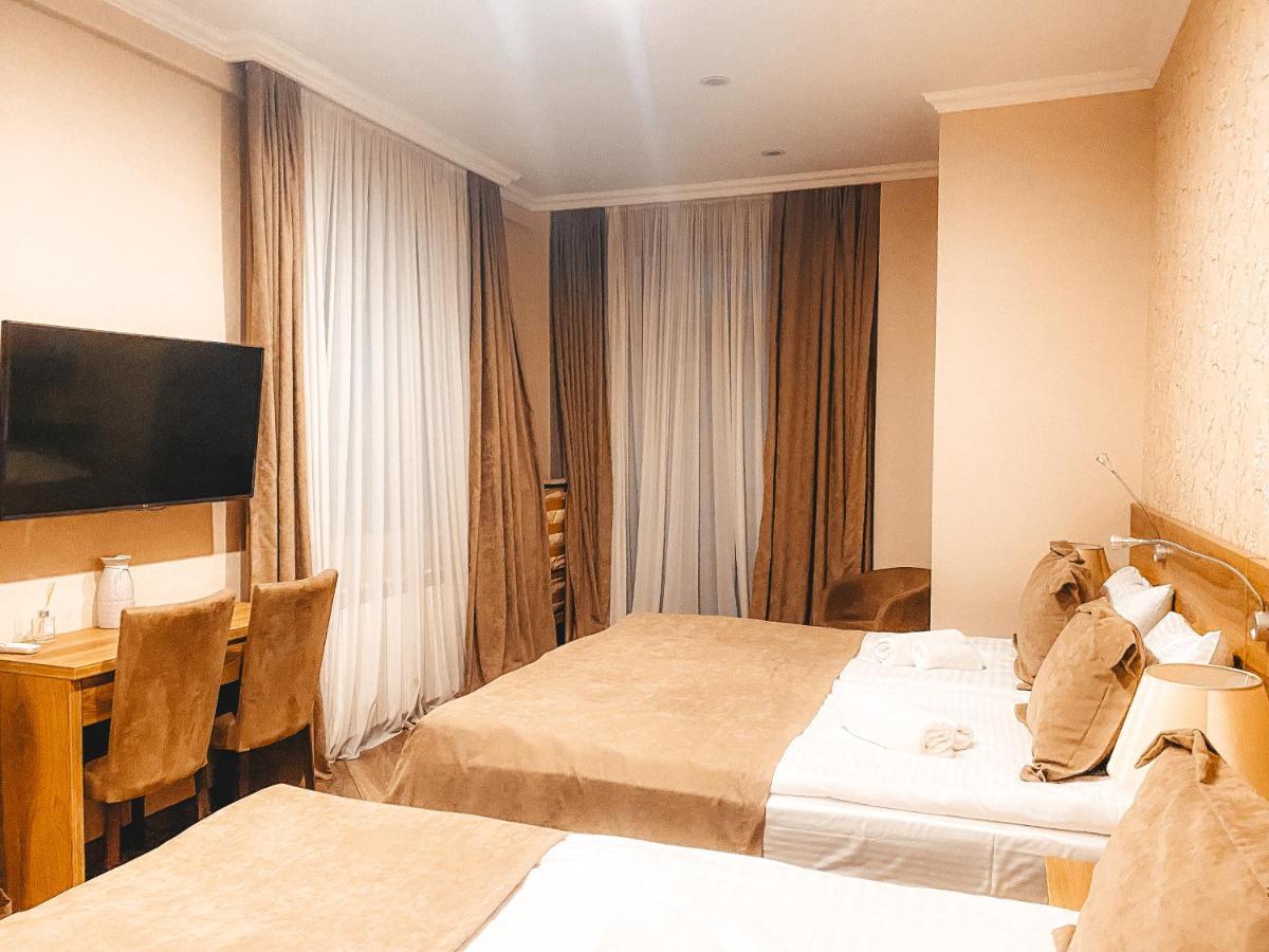 Sunset Tbilisi Luxury Aparthotel ภายนอก รูปภาพ